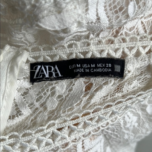 Zara Woman’s White Lace Top with Zipper - Picture 6 of 6